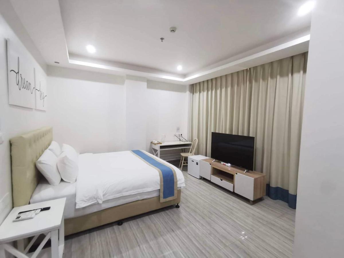 Hampton Suites Davao City Dış mekan fotoğraf